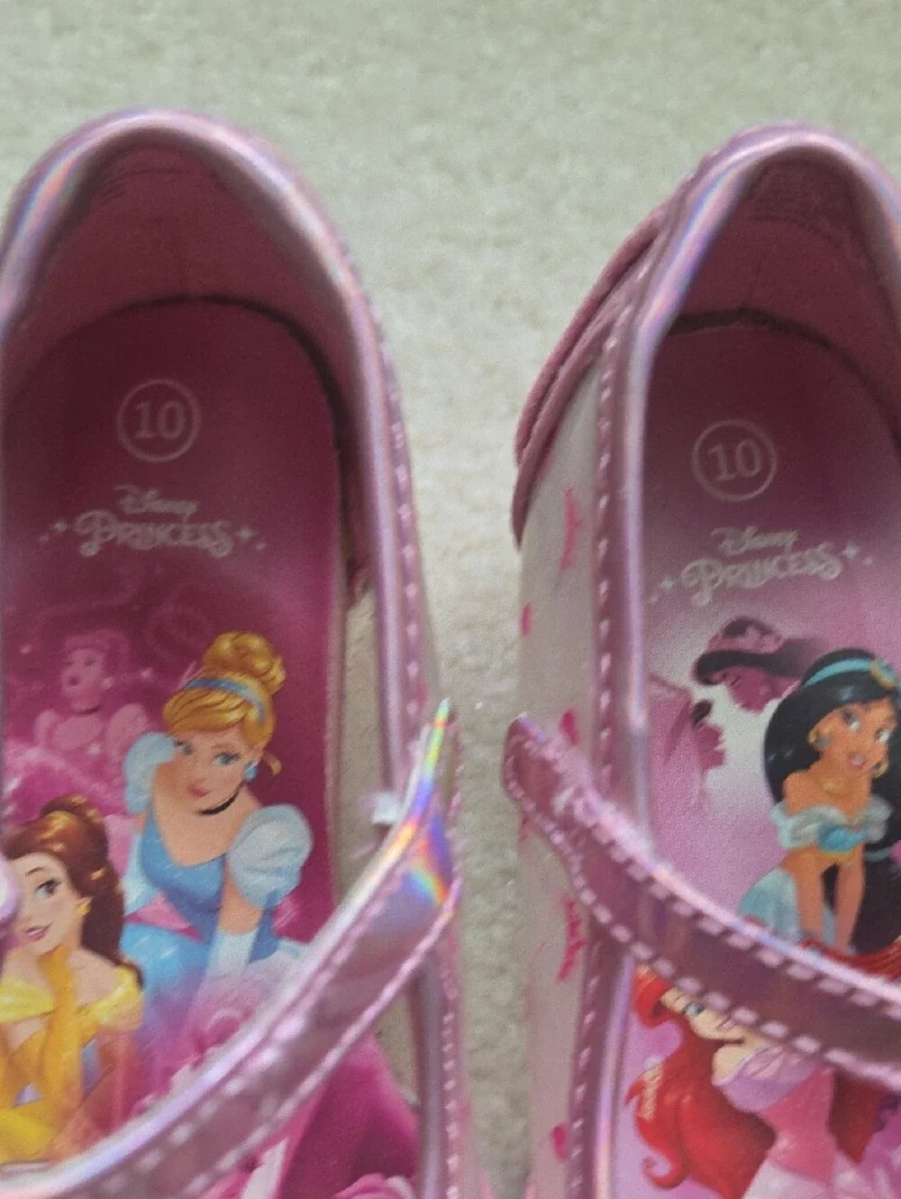 Disney Girls Sparkle Pink Mary Jane Dress Shoes with Heart Gem